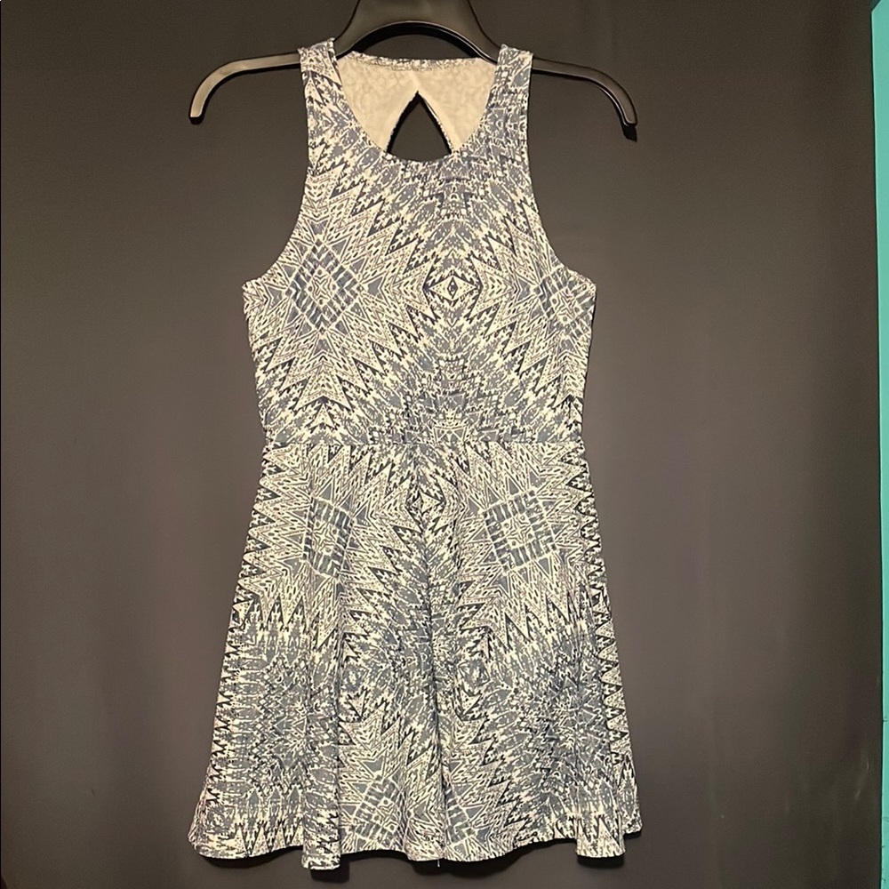 Aeropostale Blue and White Patterned Dress size Medium